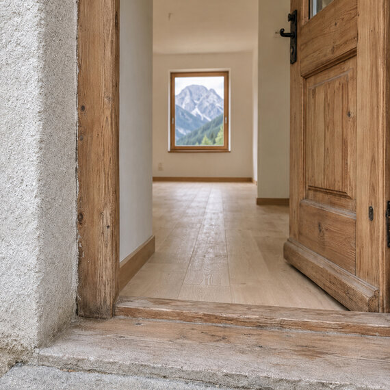 Consegna delle chiavi di una casa appena venduta